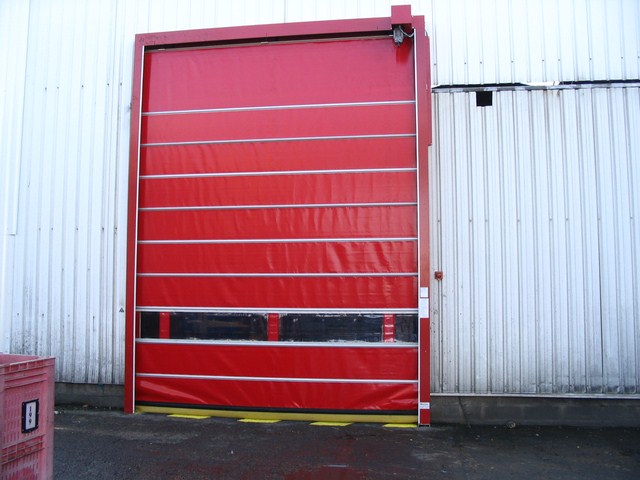 Vente et installation de portes sectionnelles industrielles Douai (59)